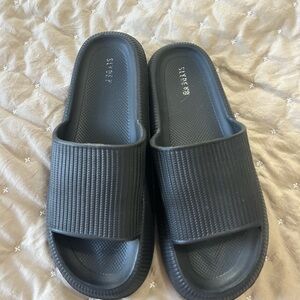 Surf Style Black Slide Sandals